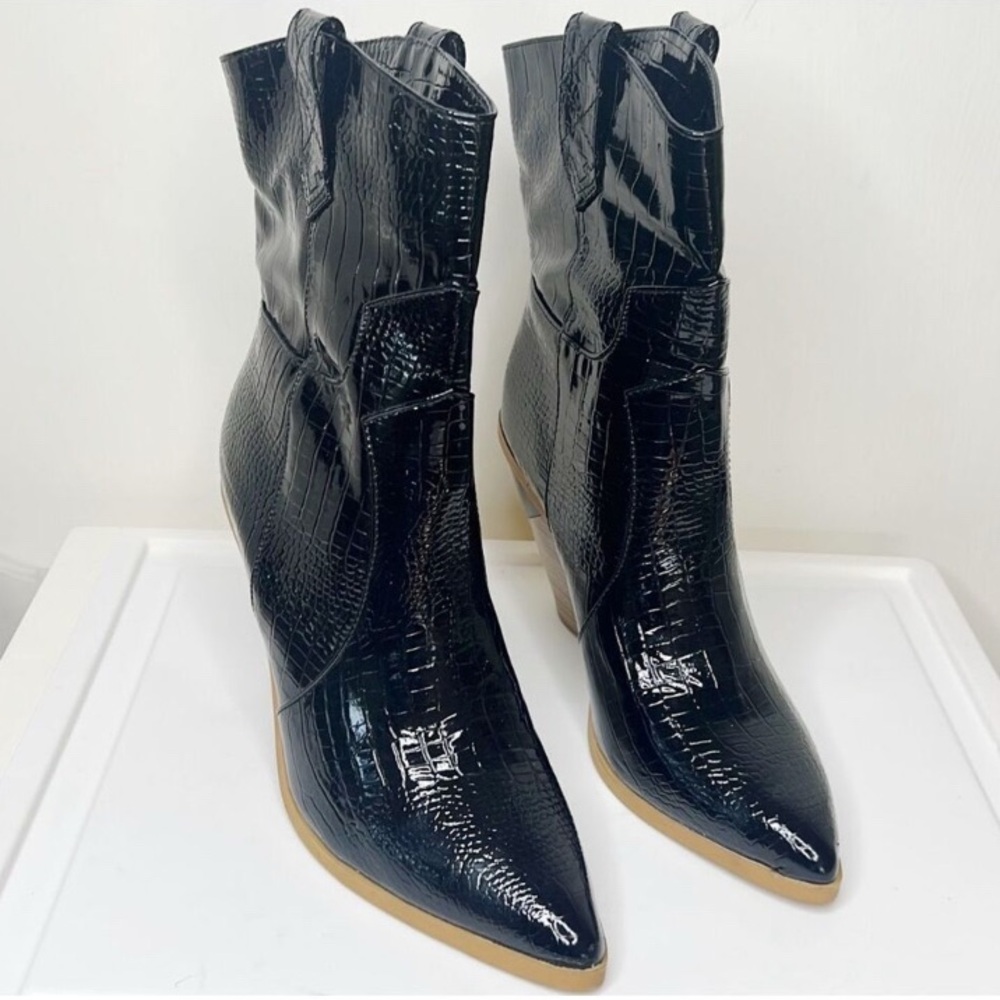 Mata Sleek Western Black Faux Leather Croc-Embossed Heeled Boots - Picture 3 of 11